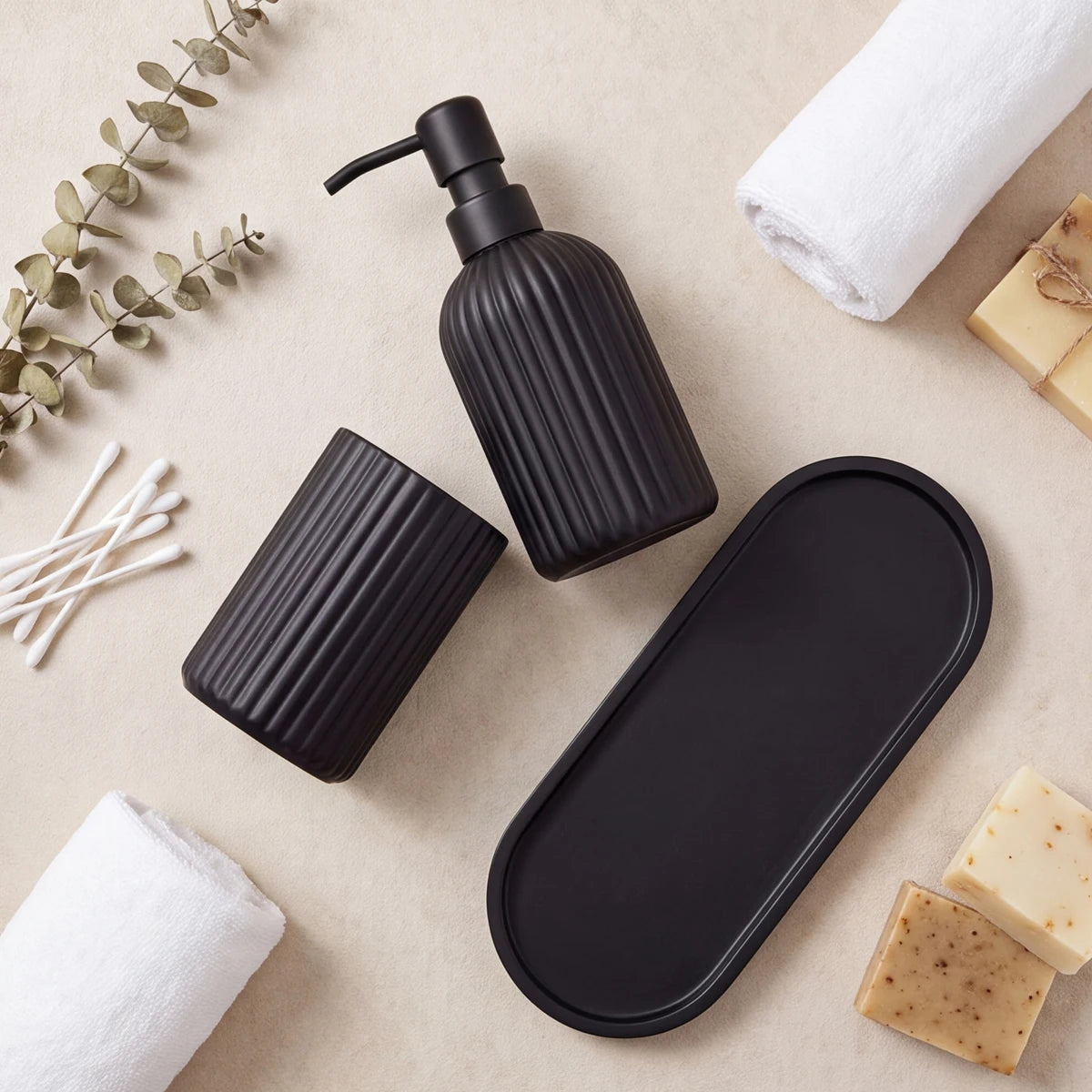 Elegant Black Bathroom Set — product photo 6 of 6