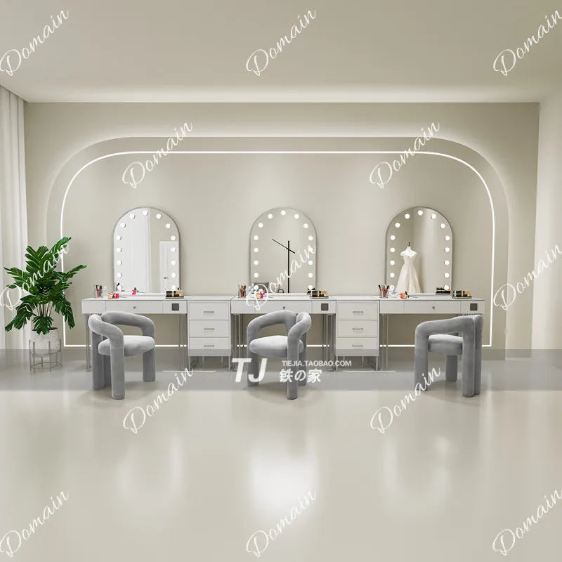 Premium studio professional vanity table with lamp — product photo 4 of 6