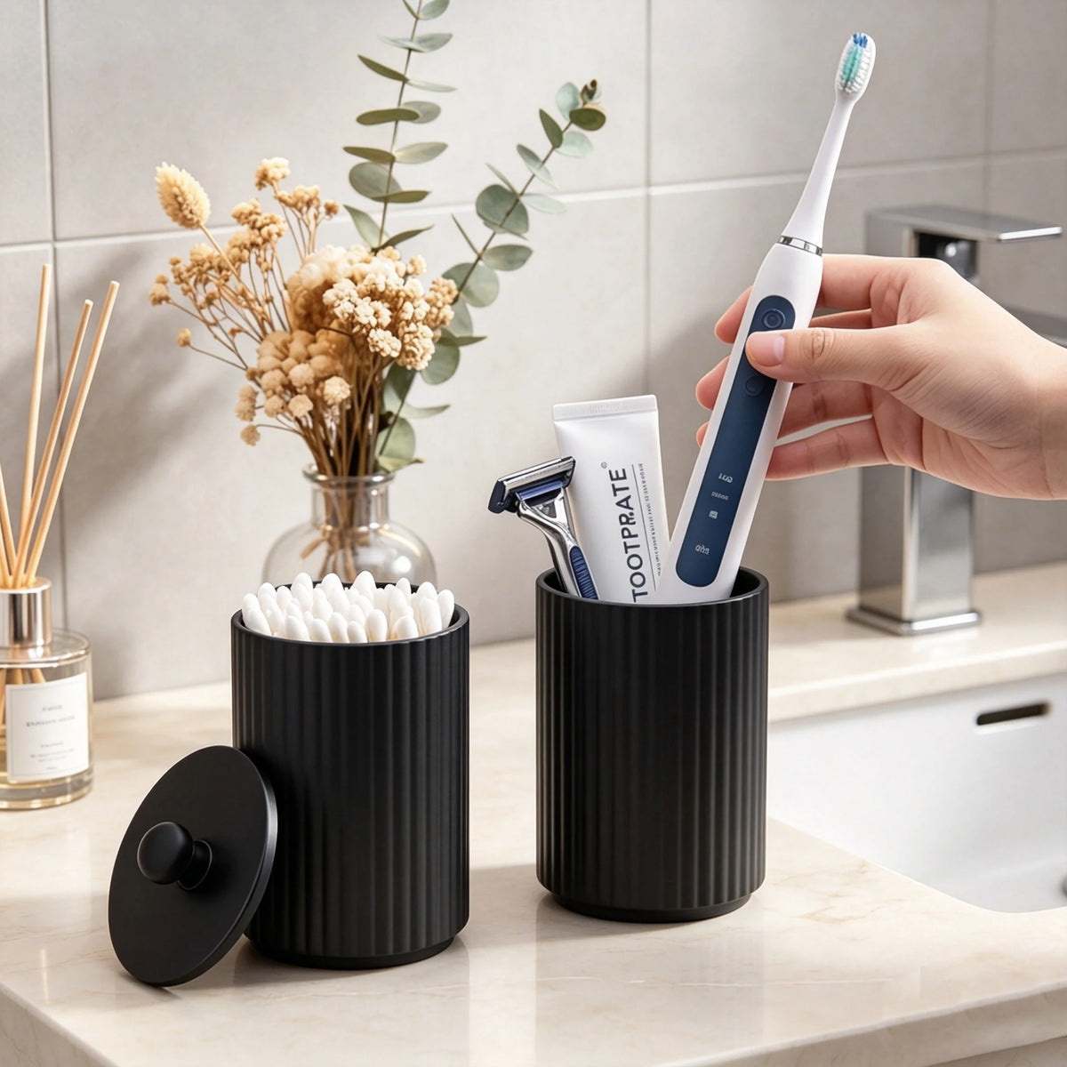 Elegant Black Bathroom Set — product photo 4 of 6