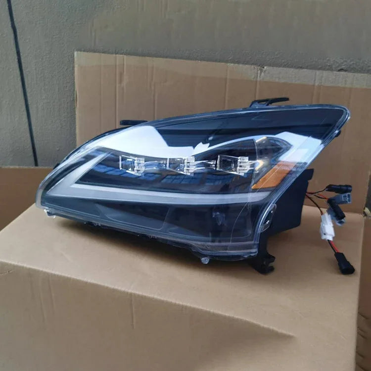 High Quality Original 12V LED Headlight with White — product photo 4 of 6