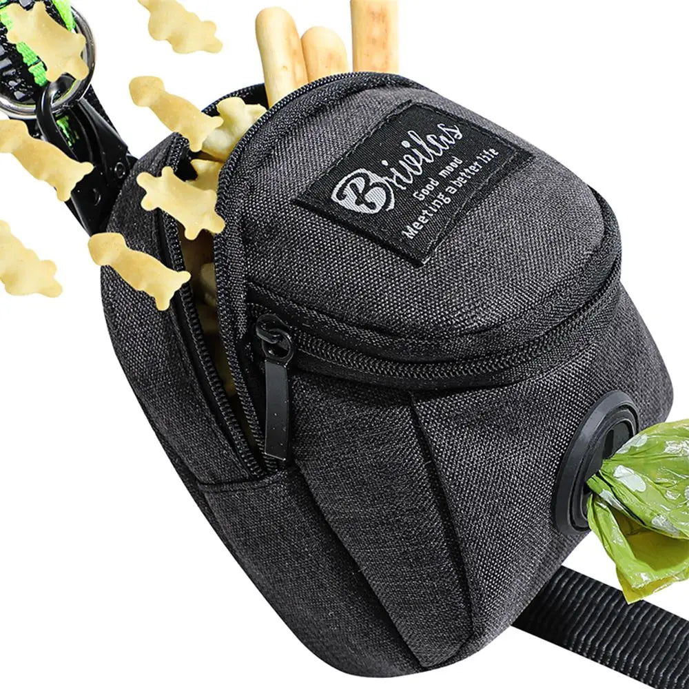 Pet Dog treat pouch Portable Multifunction Dog training — product photo 6 of 6