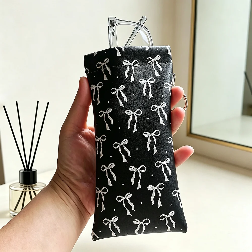 1pc Bow Print Sunglasses Pouch with Keyring PU — product photo 6 of 6