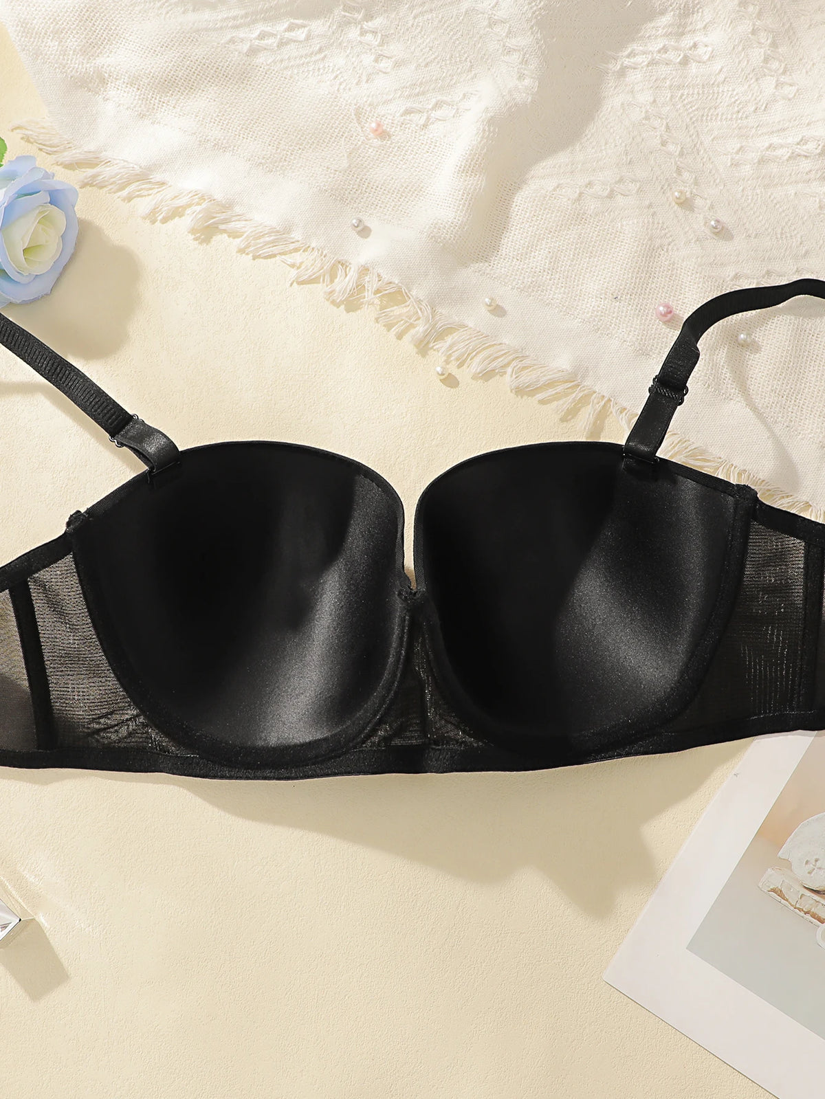 Women's sexy solid color lace plus size bra — product photo 4 of 6