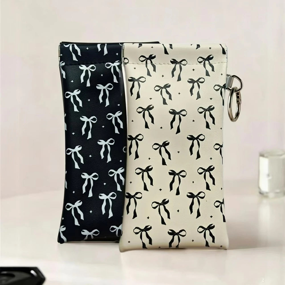 1pc Bow Print Sunglasses Pouch with Keyring PU — main product photo